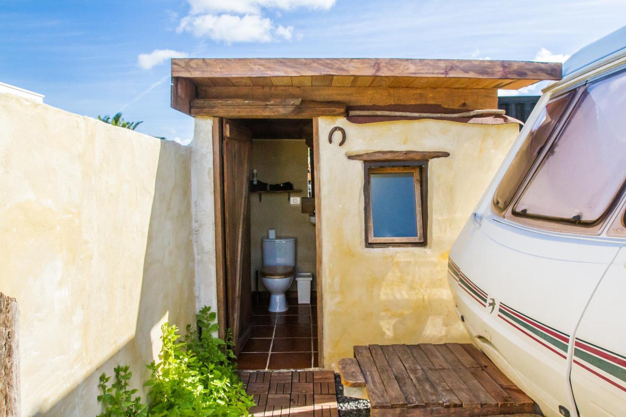 Caravan Apartment Тинахо Екстериор снимка